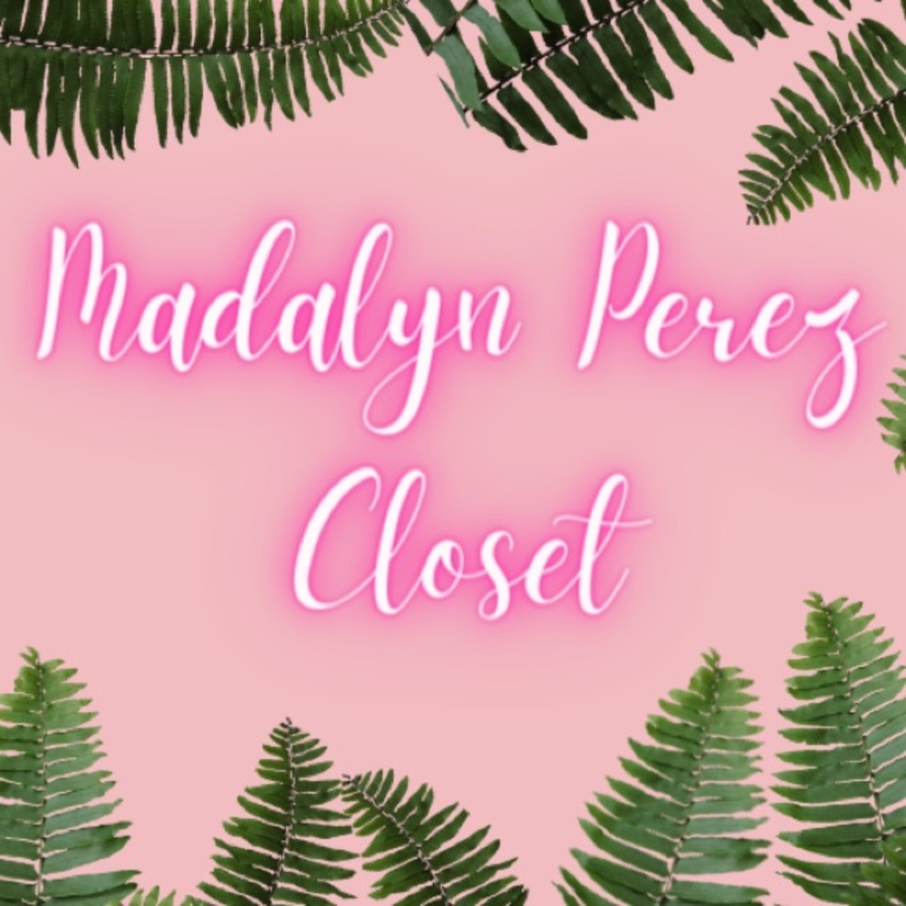 Hello, I hope you enjoy my closet.